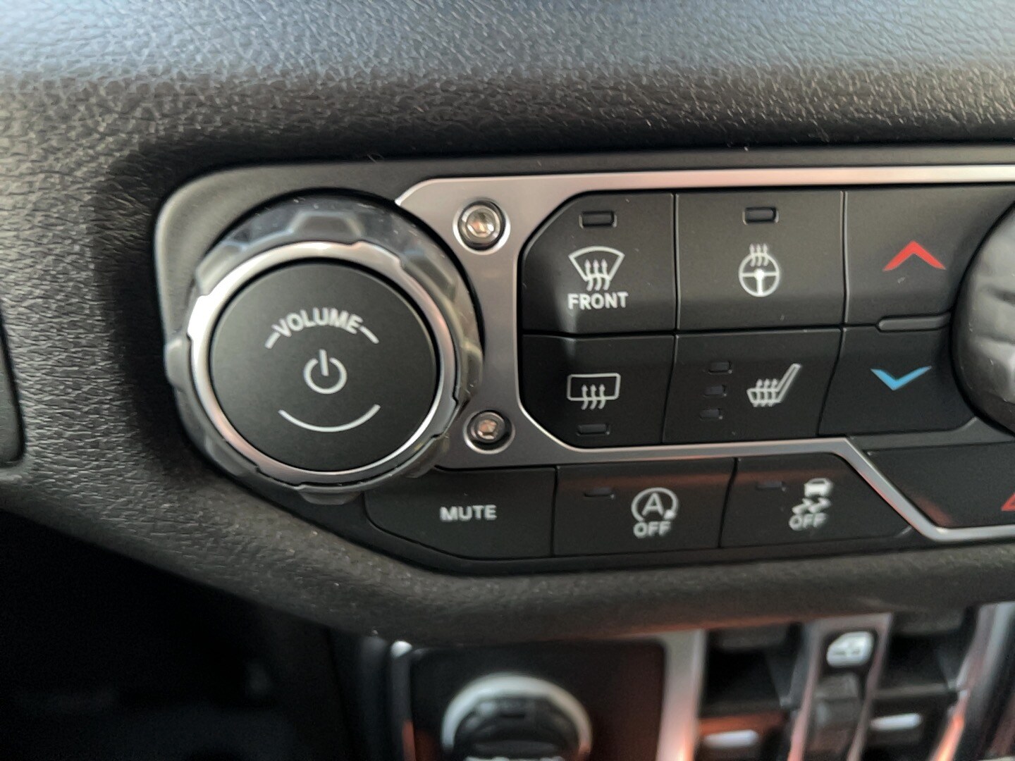 2026 Jeep Gladiator Willys - Photo 39