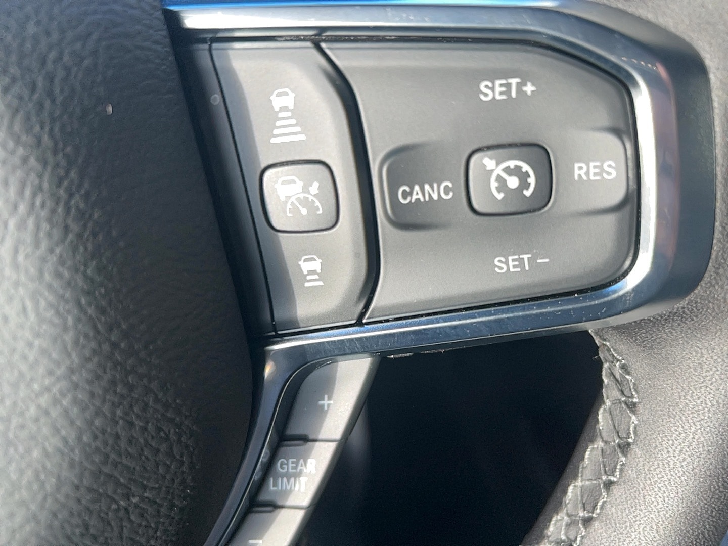 2026 RAM 2500 Laramie - Photo 41