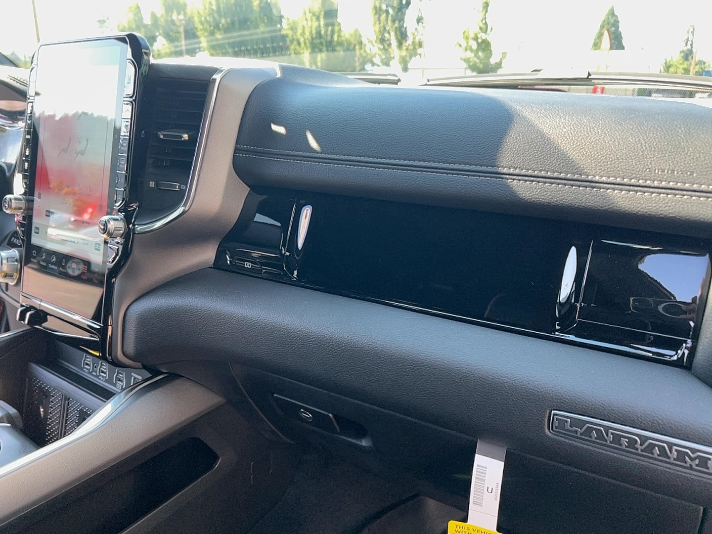 2026 RAM 1500 Laramie - Photo 40