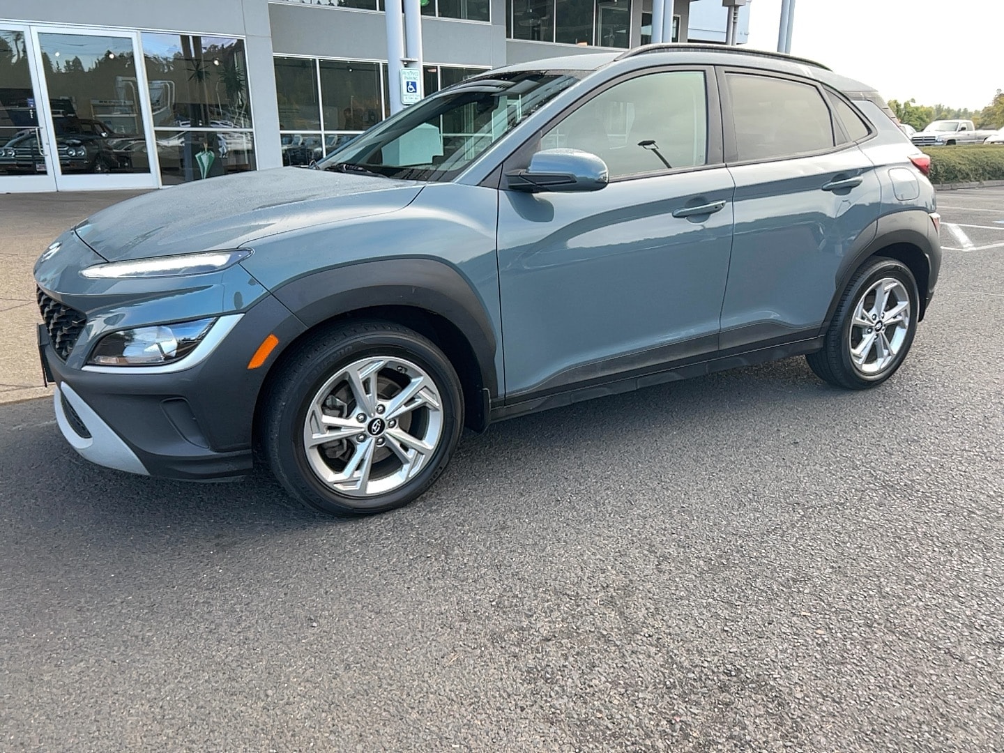 Used 2022 Hyundai Kona SEL with VIN KM8K6CAB0NU902331 for sale in Cottage Grove, OR