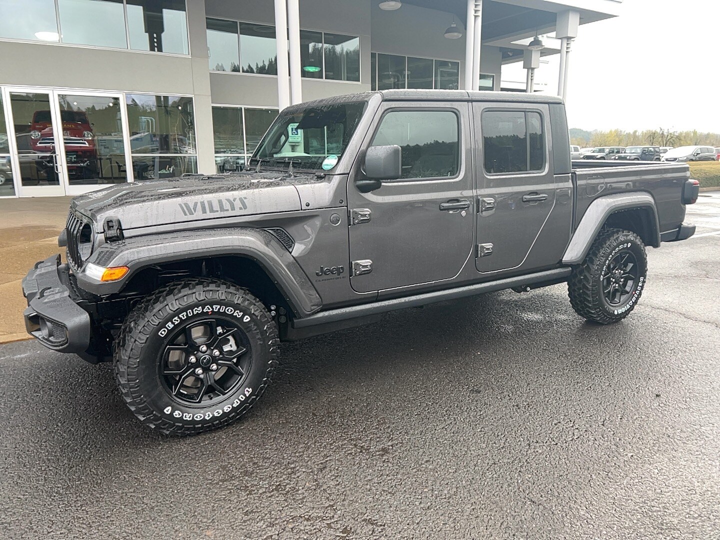 2026 Jeep Gladiator Willys Auto's photo