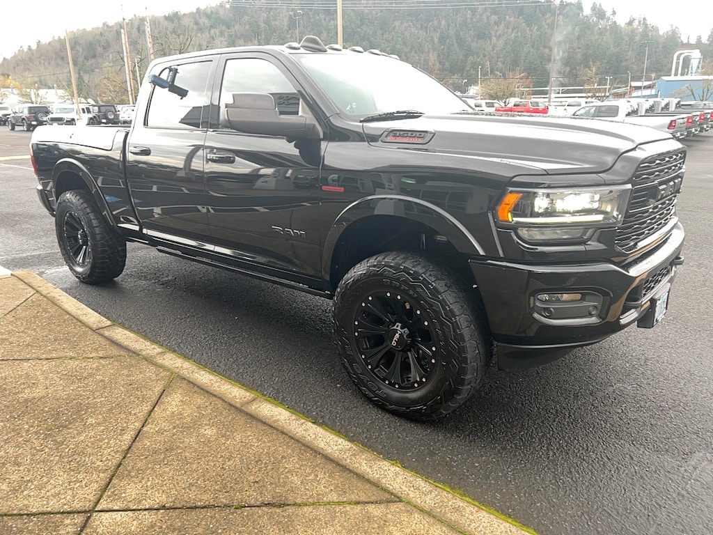 2020 Ram 3500 Limited photo 3