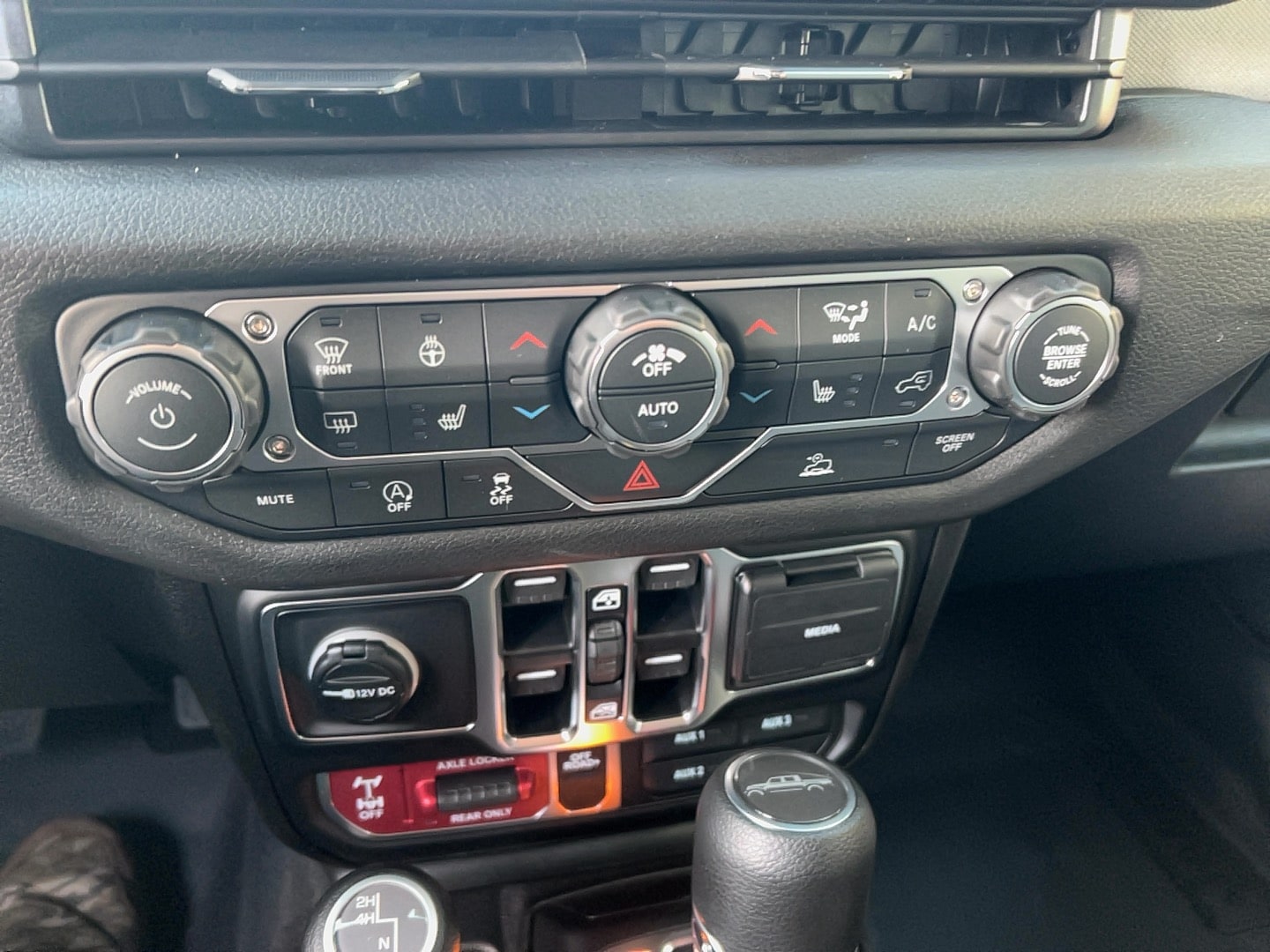 2026 Jeep Gladiator Willys - Photo 35