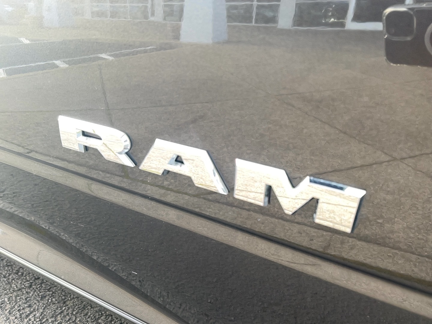 2026 RAM 2500 Laramie - Photo 18