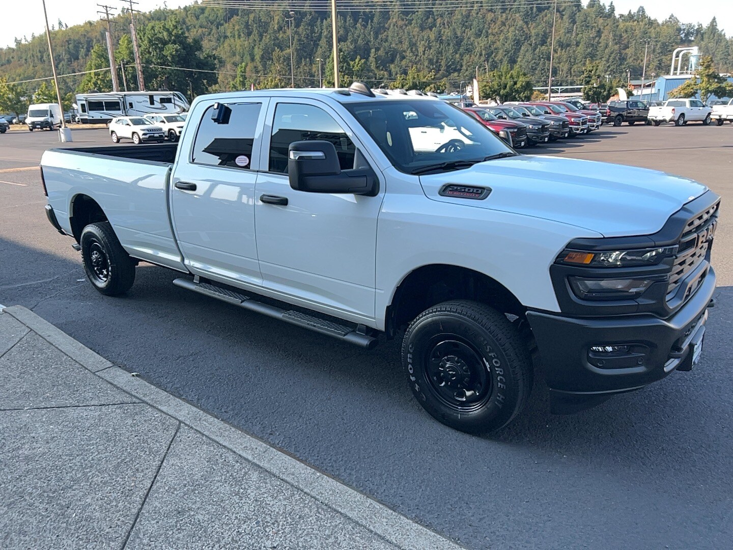 2025 Ram 2500 Tradesman photo 3