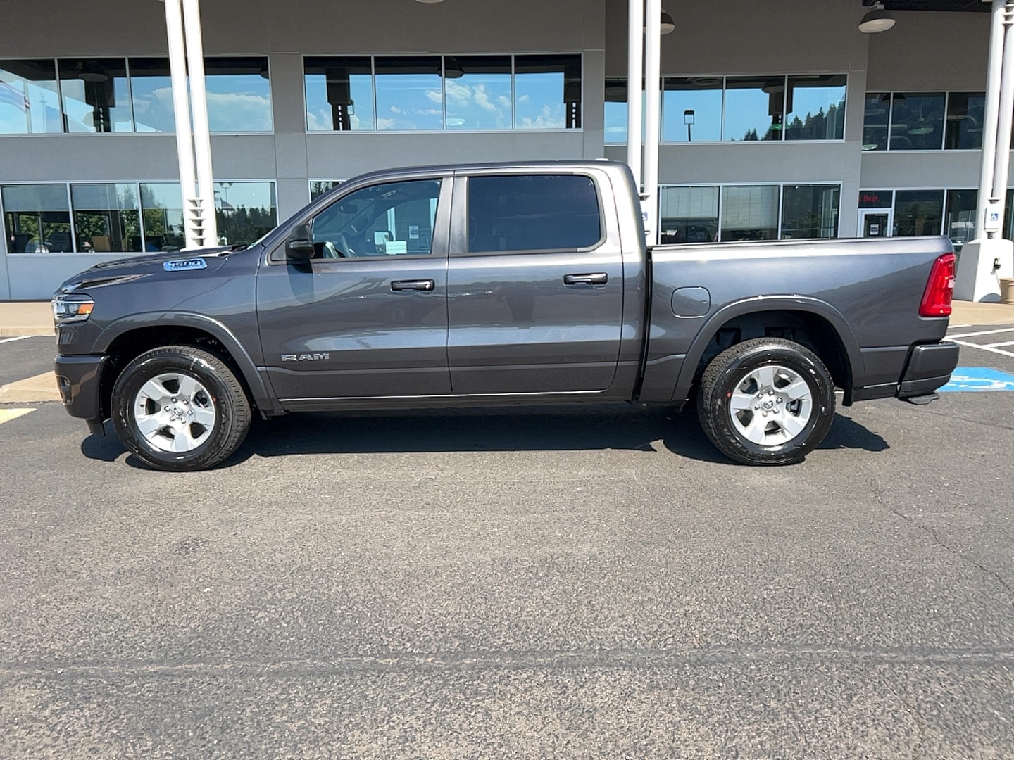 2026 RAM 1500 Big Horn/Lone Star - Photo 8