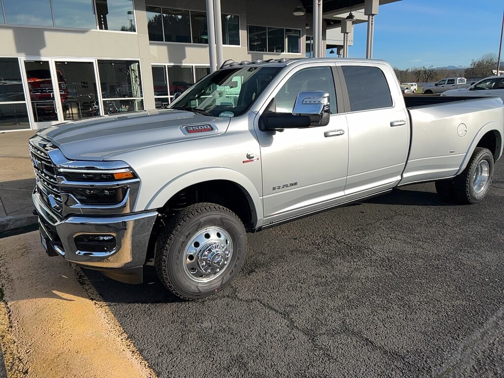 2026 Ram 3500 Laramie photo 2