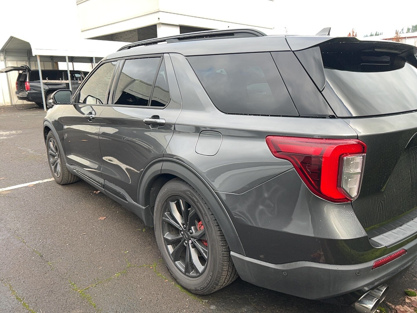 2020 Ford Explorer ST photo 4
