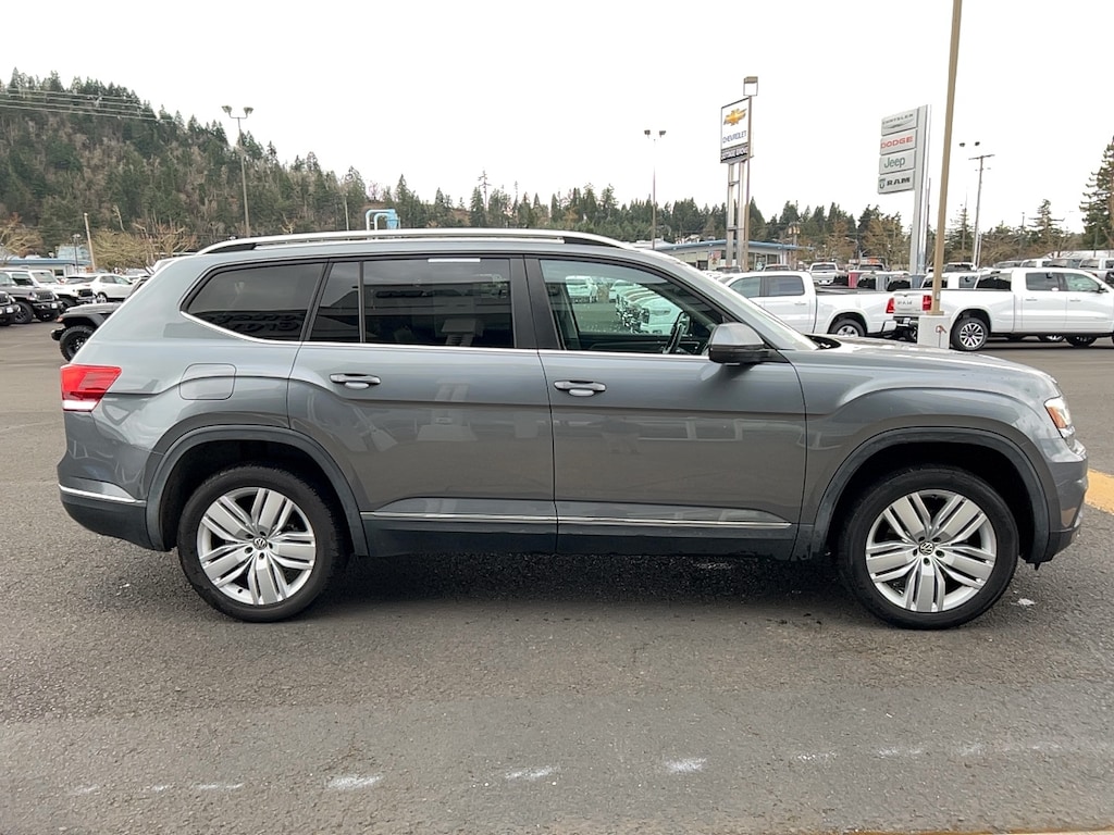 2019 Volkswagen Atlas V6 SEL photo 3