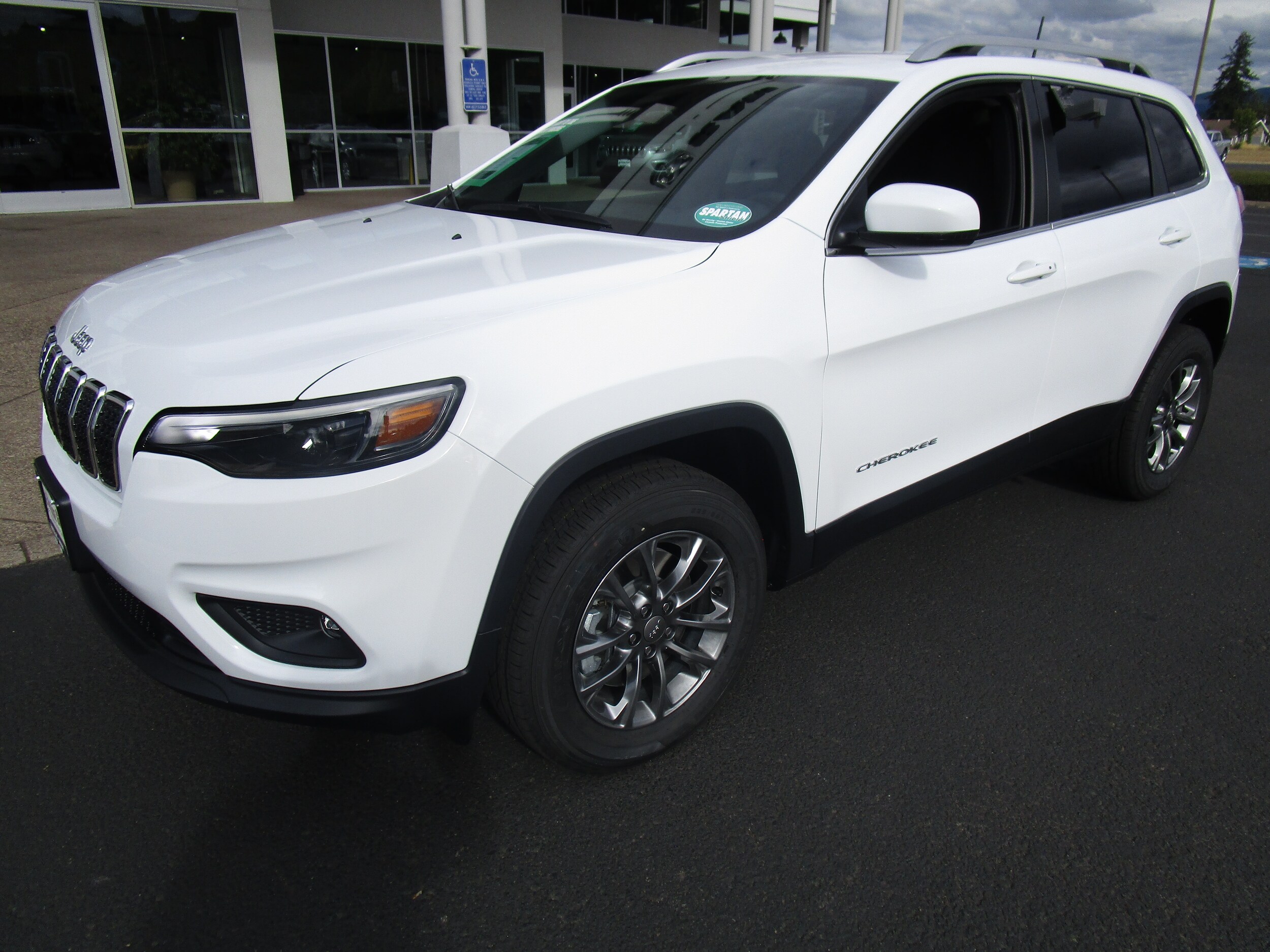 New 2019 Jeep Cherokee Latitude Plus 4x4 For Sale In