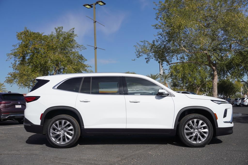 2025 Buick Enclave Preferred photo 2