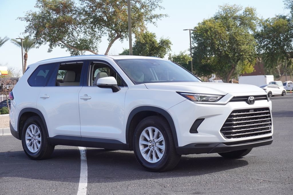 Used 2024 Toyota Grand Highlander XLE SUV
