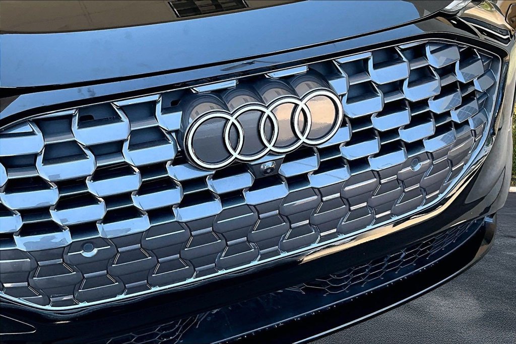 2025 Audi Q5 Premium - Photo 31