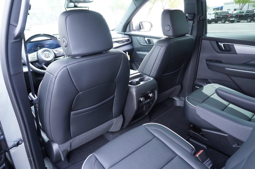 2026 Buick Enclave Preferred - Photo 11