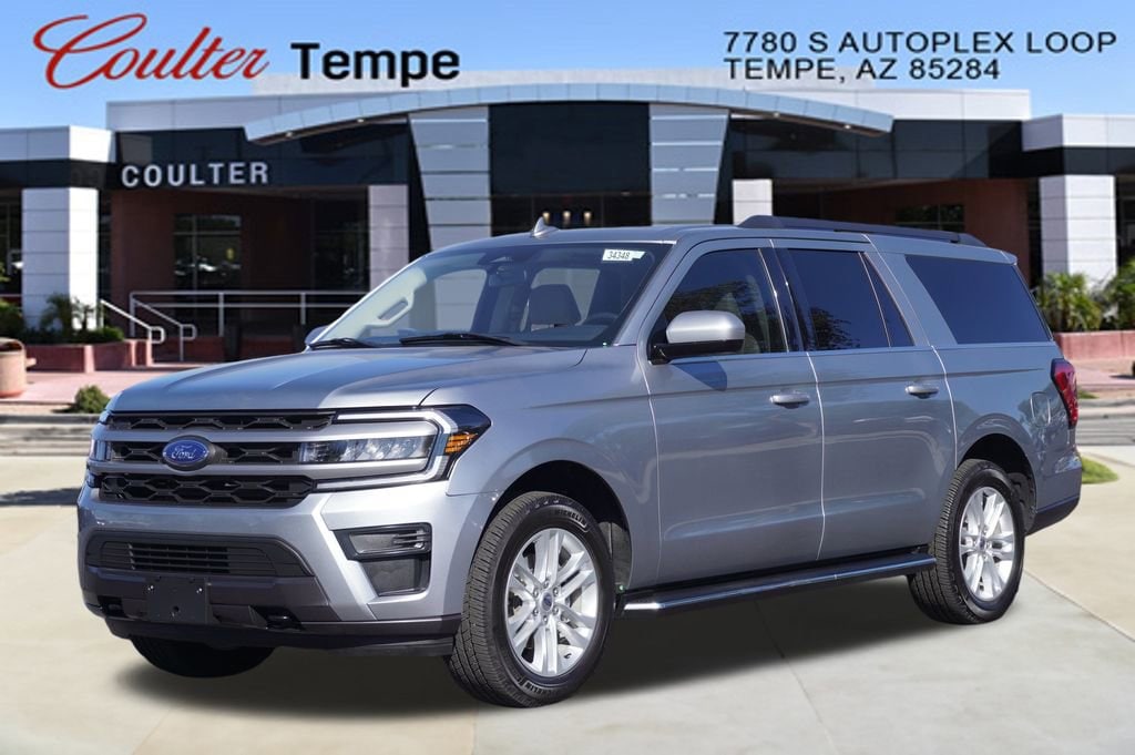 2022 Ford Expedition XLT's photo