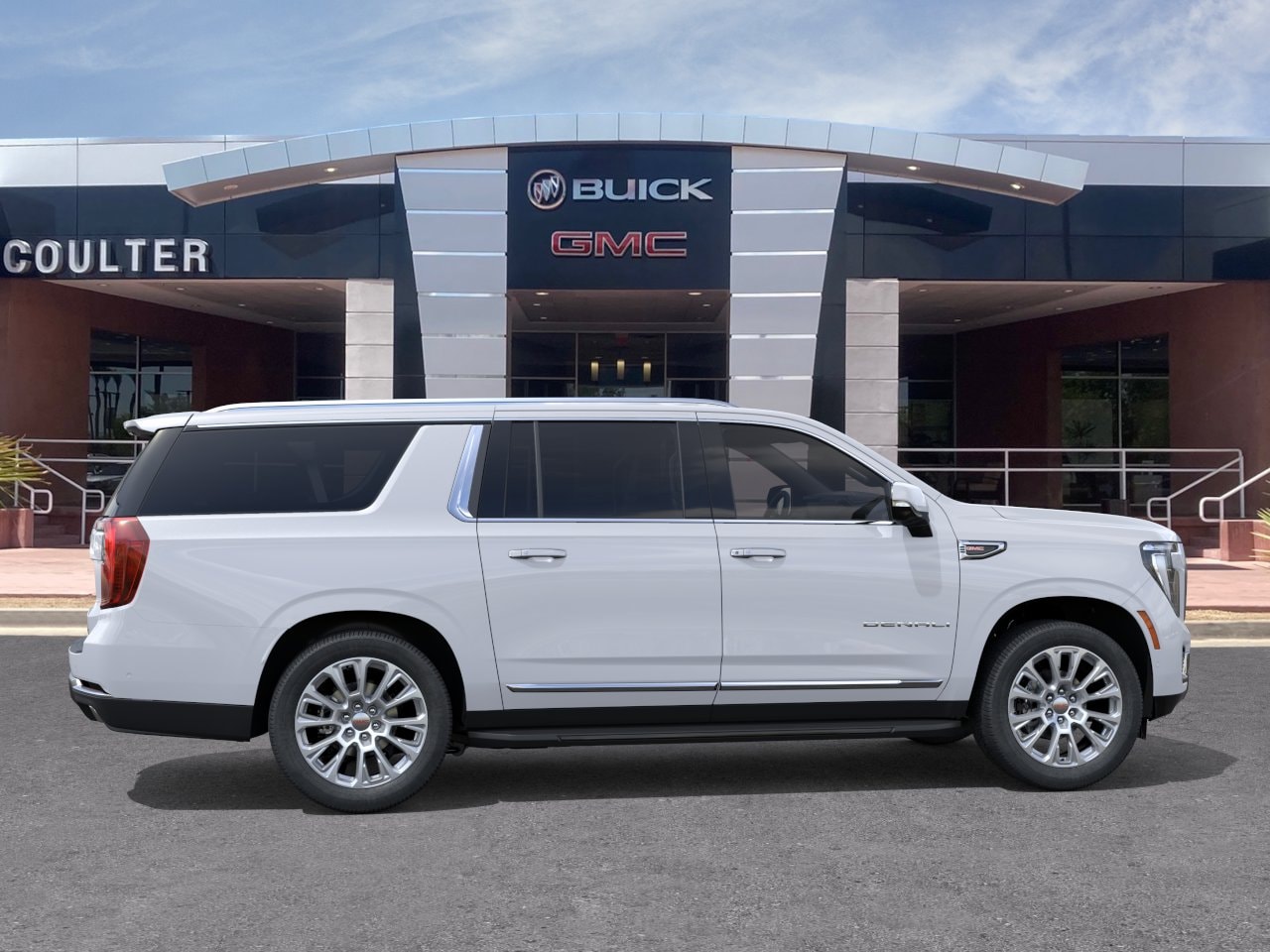 2026 GMC Yukon XL Denali - Photo 30