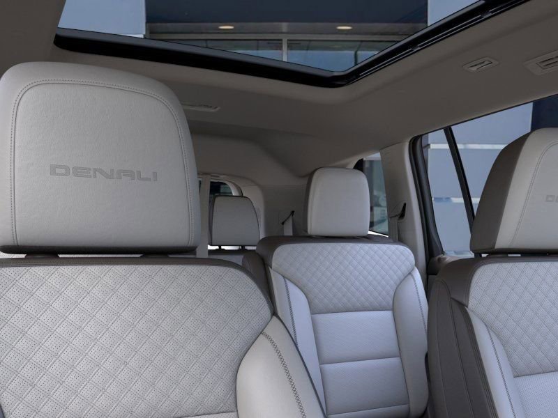 2026 GMC Acadia Denali - Photo 24