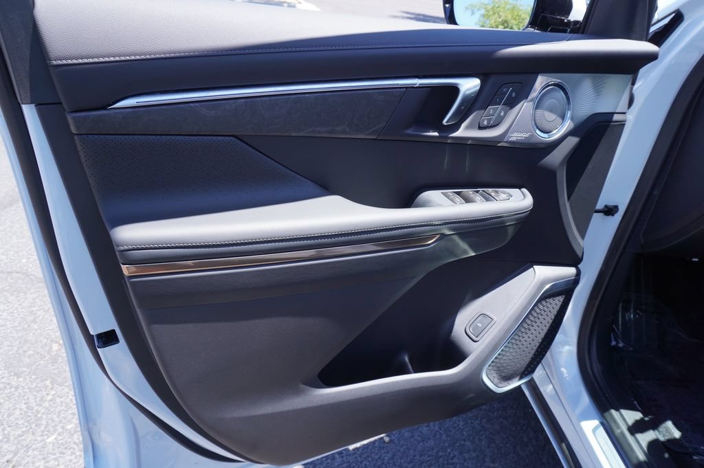 2026 Buick Enclave Avenir - Photo 16