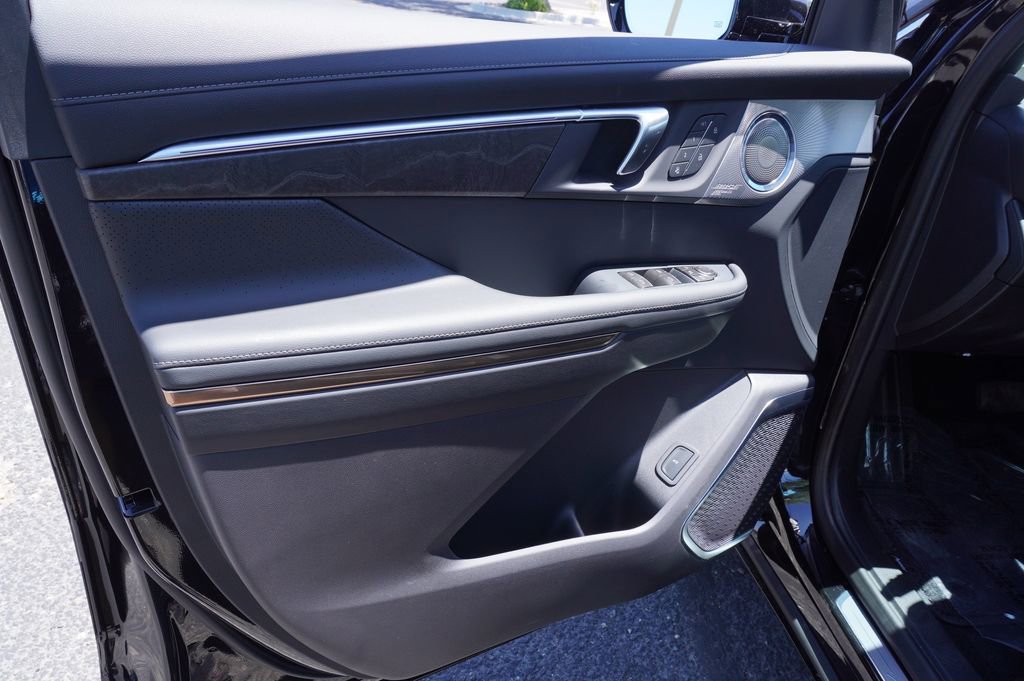 2026 Buick Enclave Avenir - Photo 15