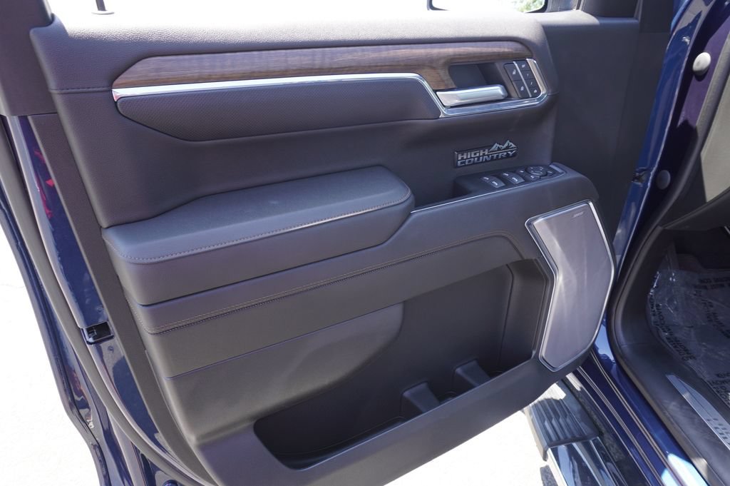 2023 Chevrolet Silverado 1500 High Country - Photo 16