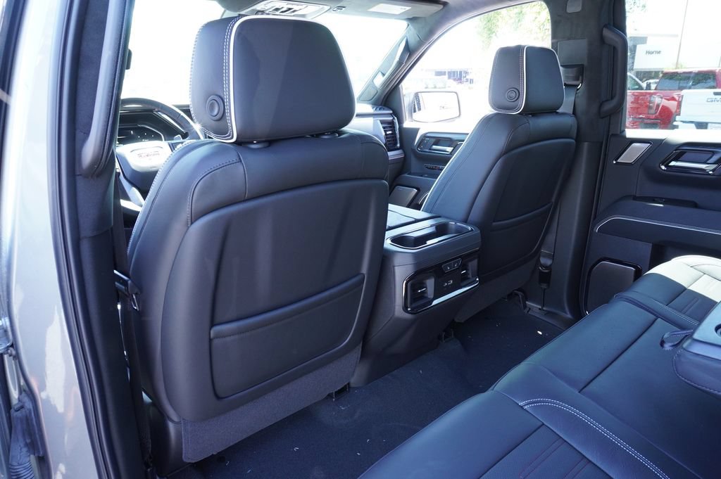 2026 GMC Sierra 1500 AT4X - Photo 13