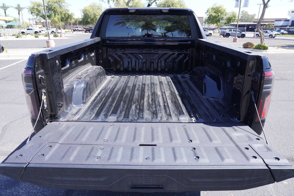 2026 GMC Sierra EV Elevation - Photo 9