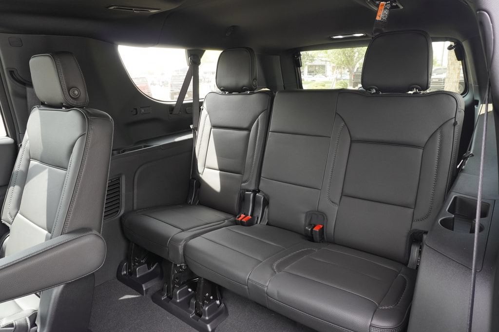 2026 GMC Yukon XL Denali - Photo 9
