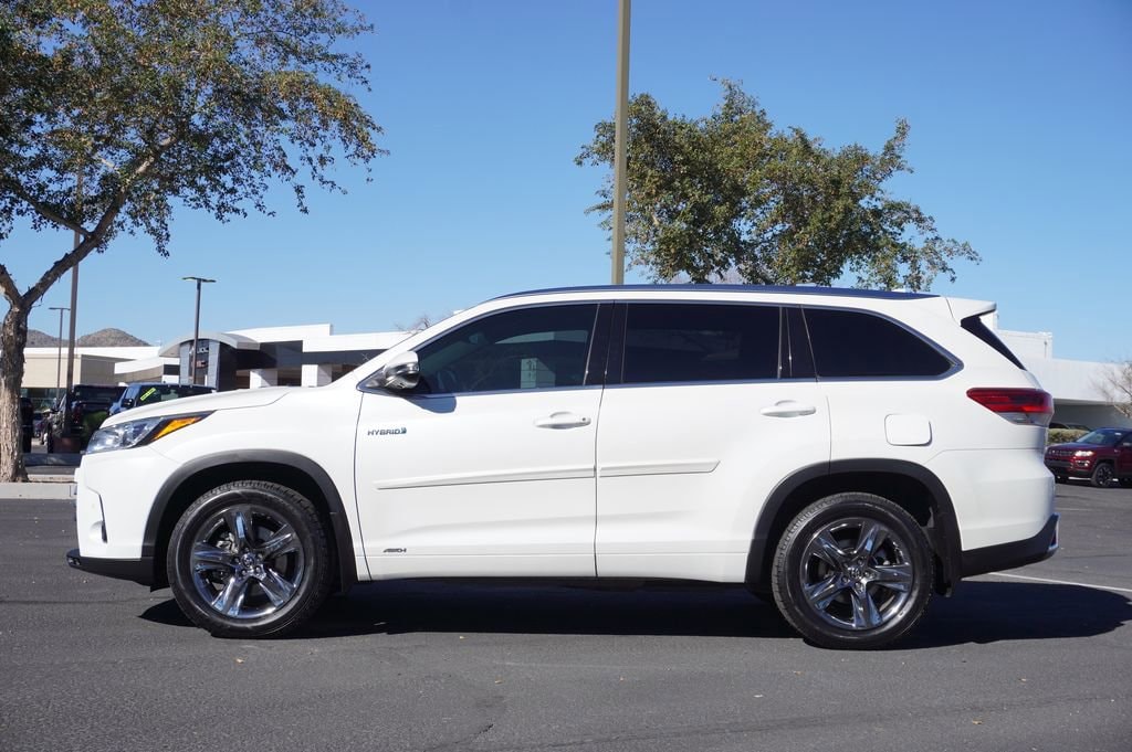 Used 2019 Toyota Highlander Hybrid Limited Platinum SUV