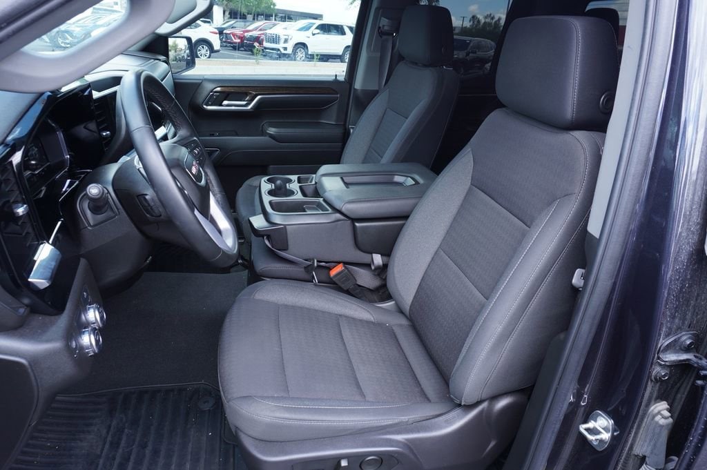 2024 GMC Sierra 1500 Elevation - Photo 9