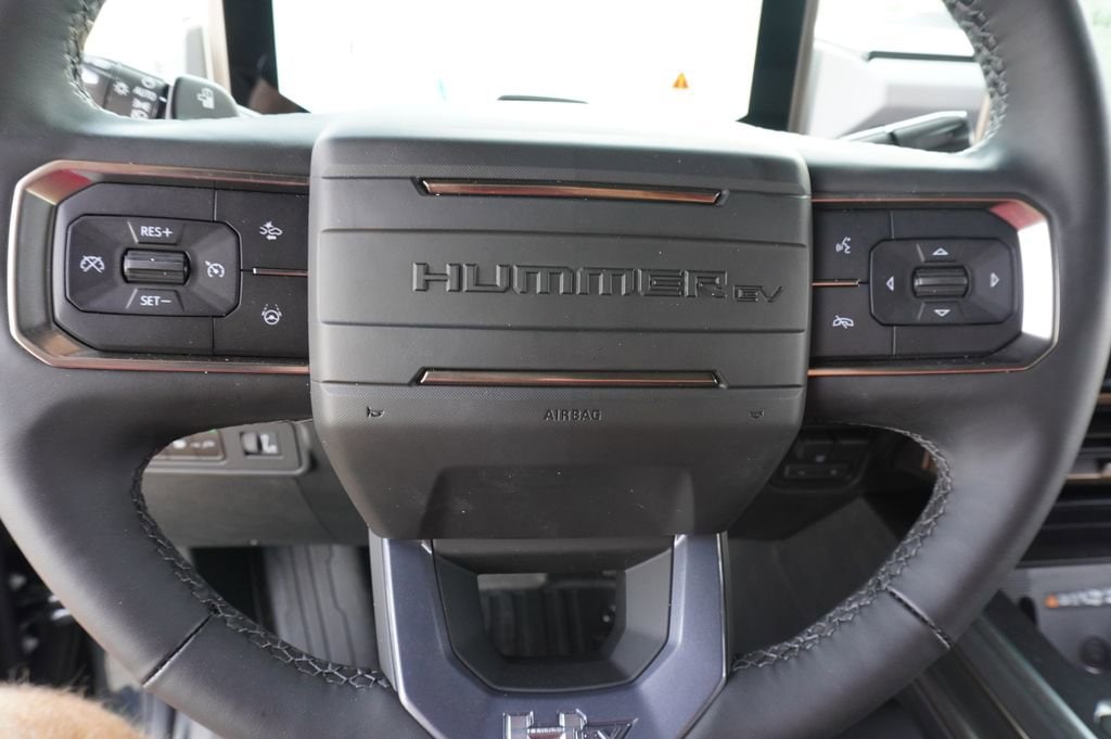 2025 GMC HUMMER EV 2X - Photo 17