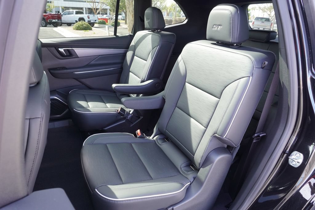 2026 Buick Enclave Sport Touring - Photo 11