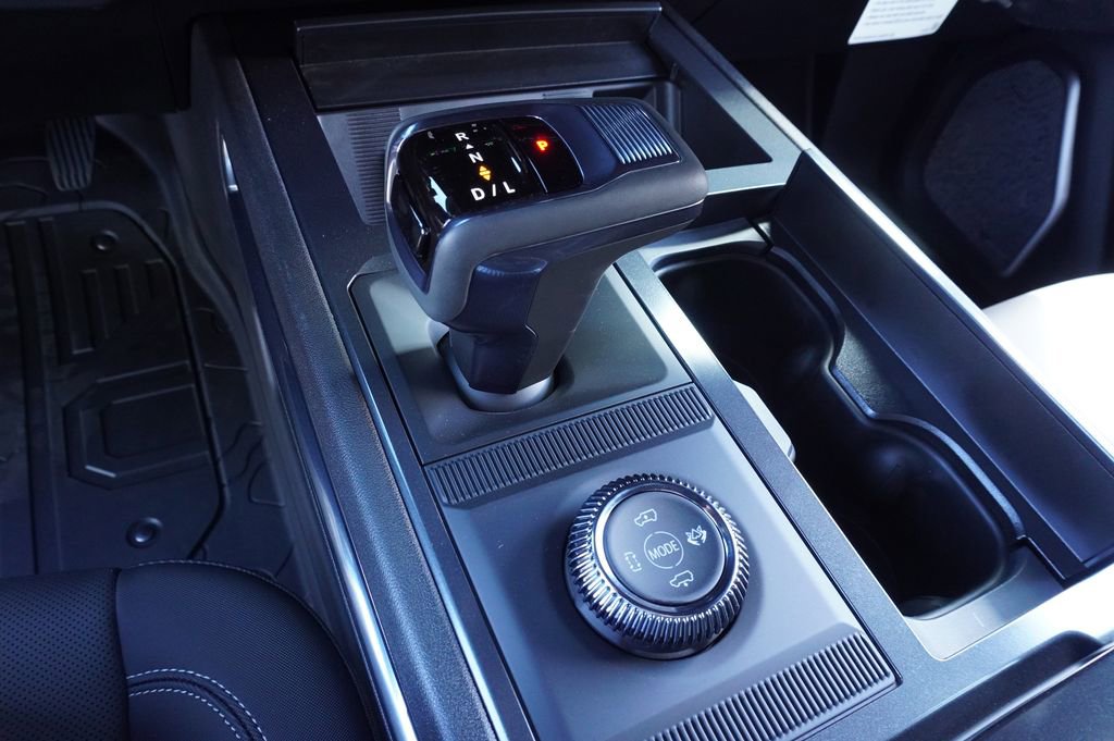 2026 GMC HUMMER EV 2X - Photo 18