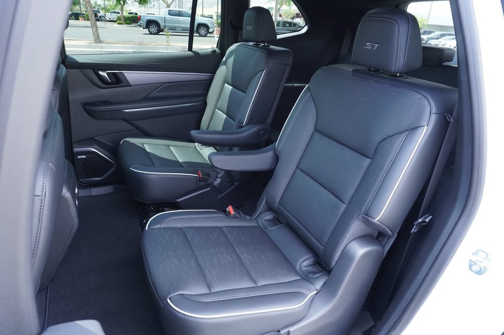2026 Buick Enclave Sport Touring - Photo 9