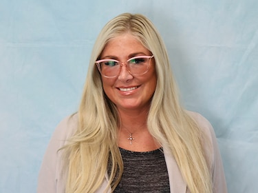 Staff member Alissa Heintz from c89cb16da9ca