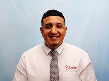 Staff member VICTOR ANDRADE from 723a05f2501b