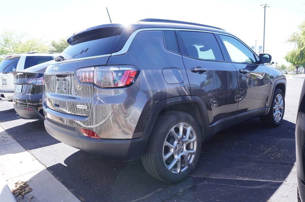Used 2022 Jeep Compass Latitude Lux 4x4 SUV
