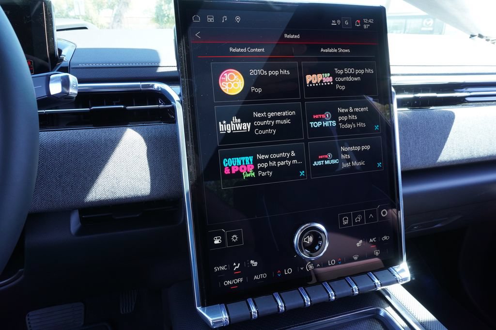 2026 GMC Sierra EV Elevation - Photo 19