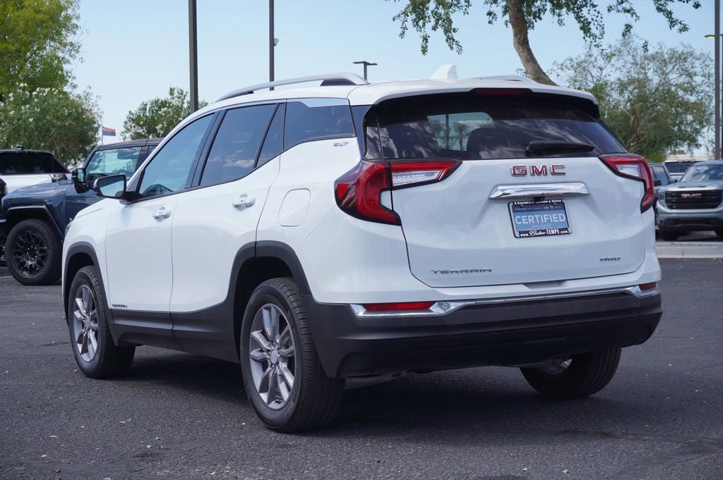 Used 2024 GMC Terrain SLT SUV