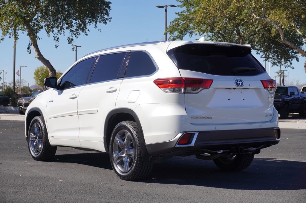 Used 2019 Toyota Highlander Hybrid Limited Platinum SUV