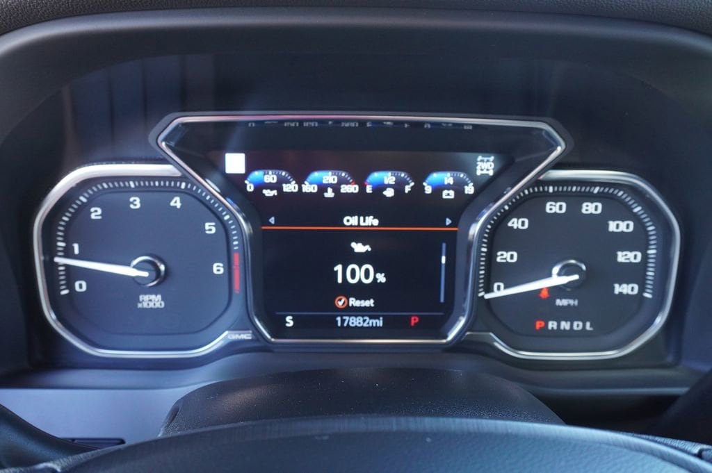 2022 GMC Sierra 2500HD AT4 - Photo 24