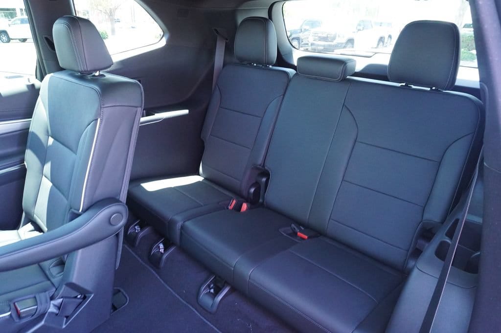 2026 Buick Enclave Preferred - Photo 10