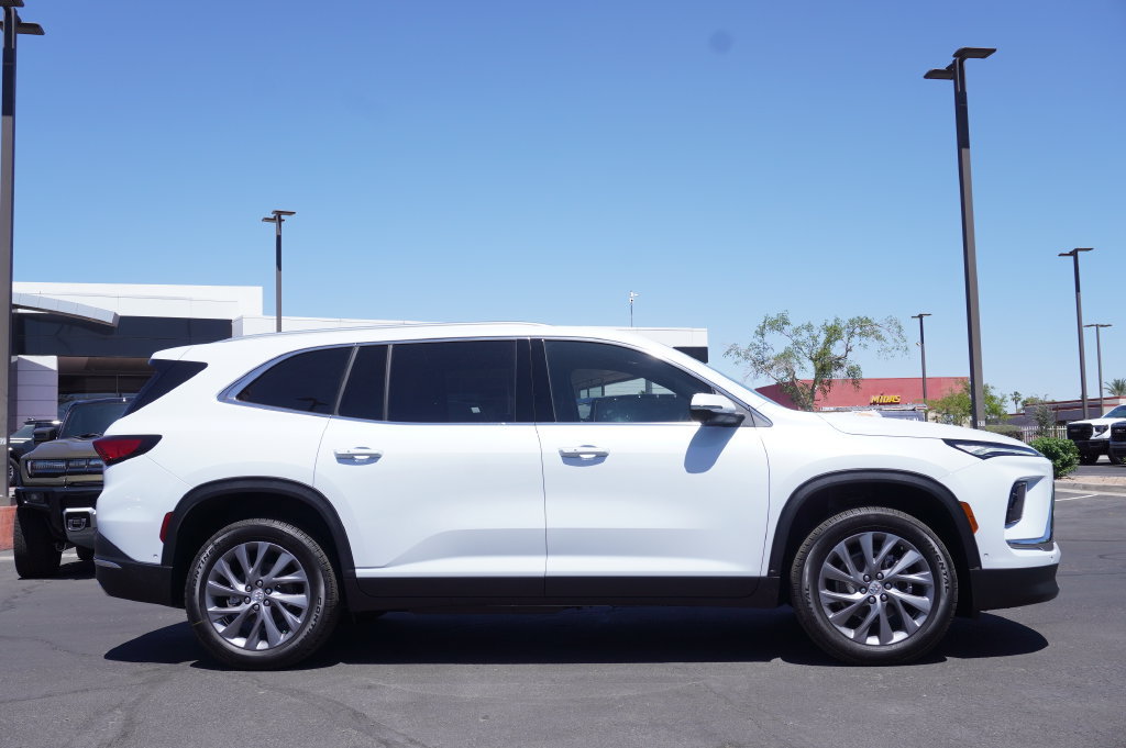 2026 Buick Enclave Preferred - Photo 2