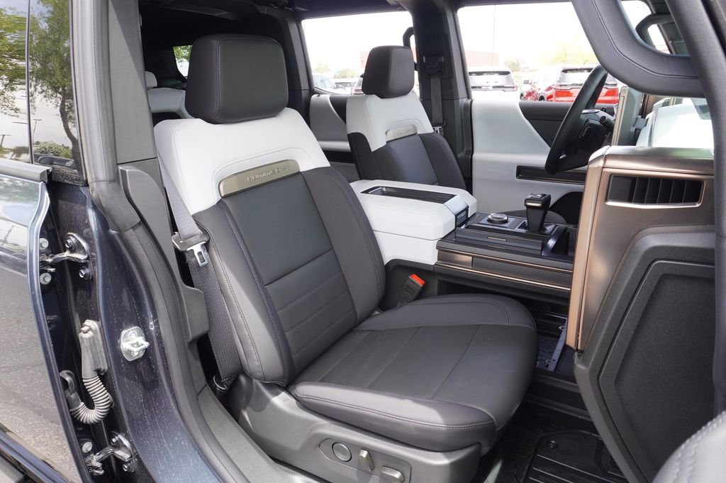 2025 GMC HUMMER EV 2X - Photo 12