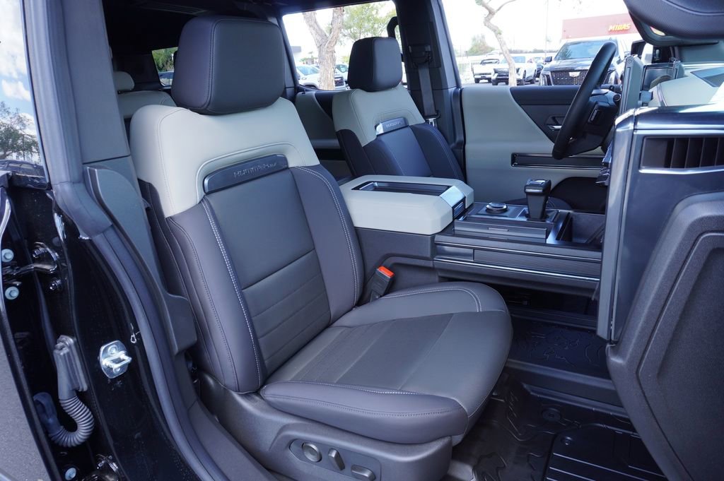2026 GMC HUMMER EV 2X - Photo 12