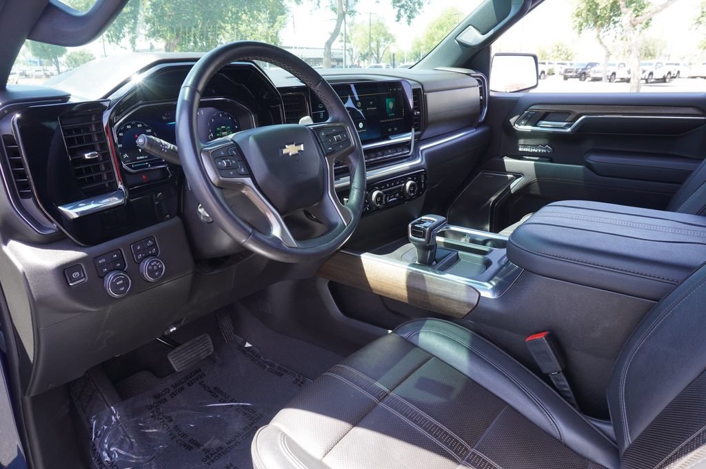 2023 Chevrolet Silverado 1500 High Country - Photo 18