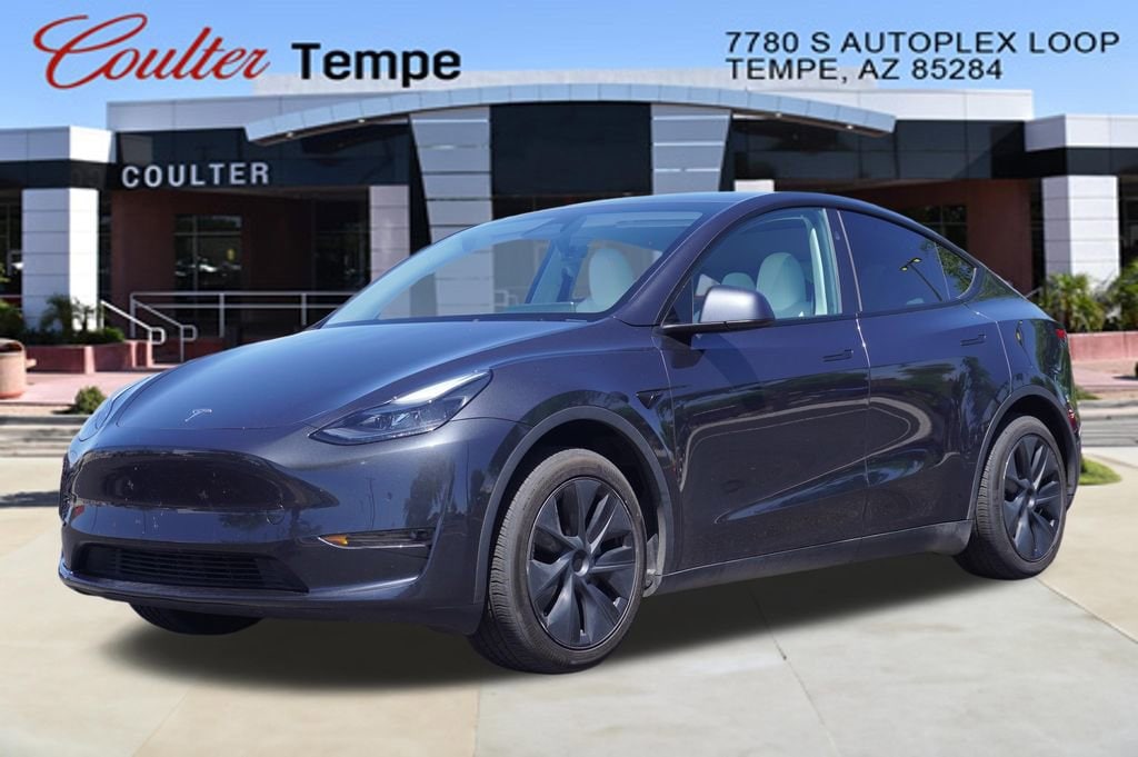2024 Tesla Model Y Long Range Rear Wheel Drive's photo