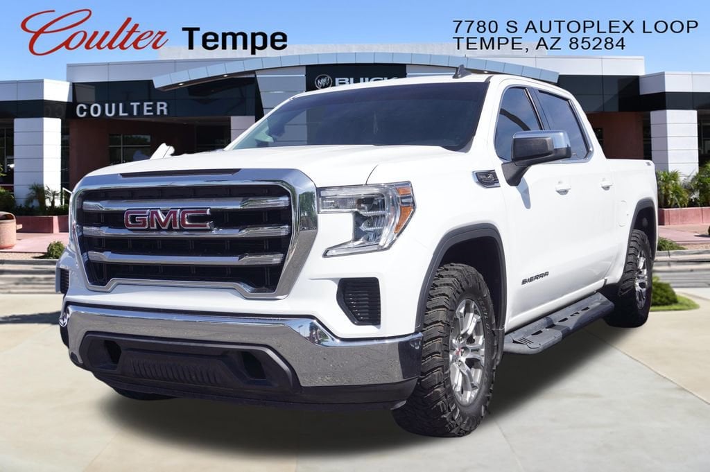 2021 GMC Sierra 4WD Crew Cab Short Box SLE's photo