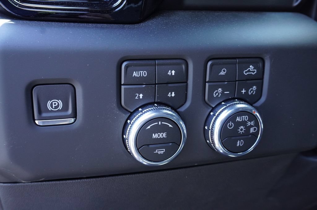 2026 GMC Sierra 1500 AT4X - Photo 21