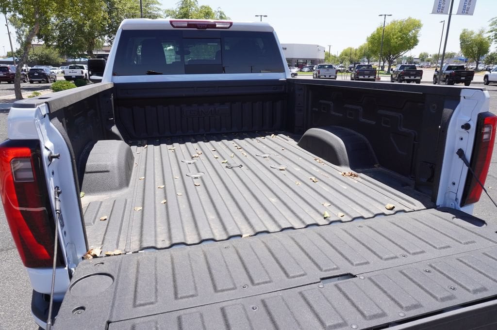 2026 GMC Sierra 2500HD Denali - Photo 9