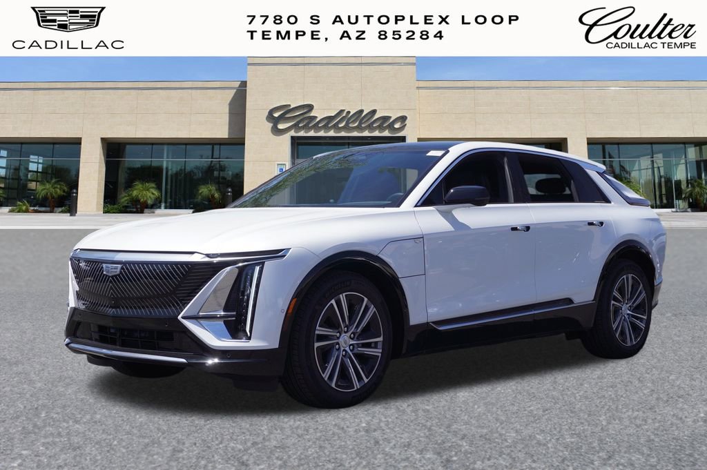 2025 Cadillac Lyriq Luxury photo 4